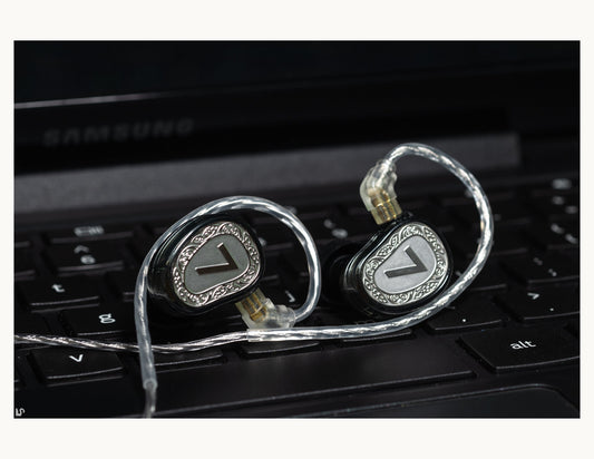 7Hz Elua Ultra Audífonos IEM - Doble driver y sonido equilibrado