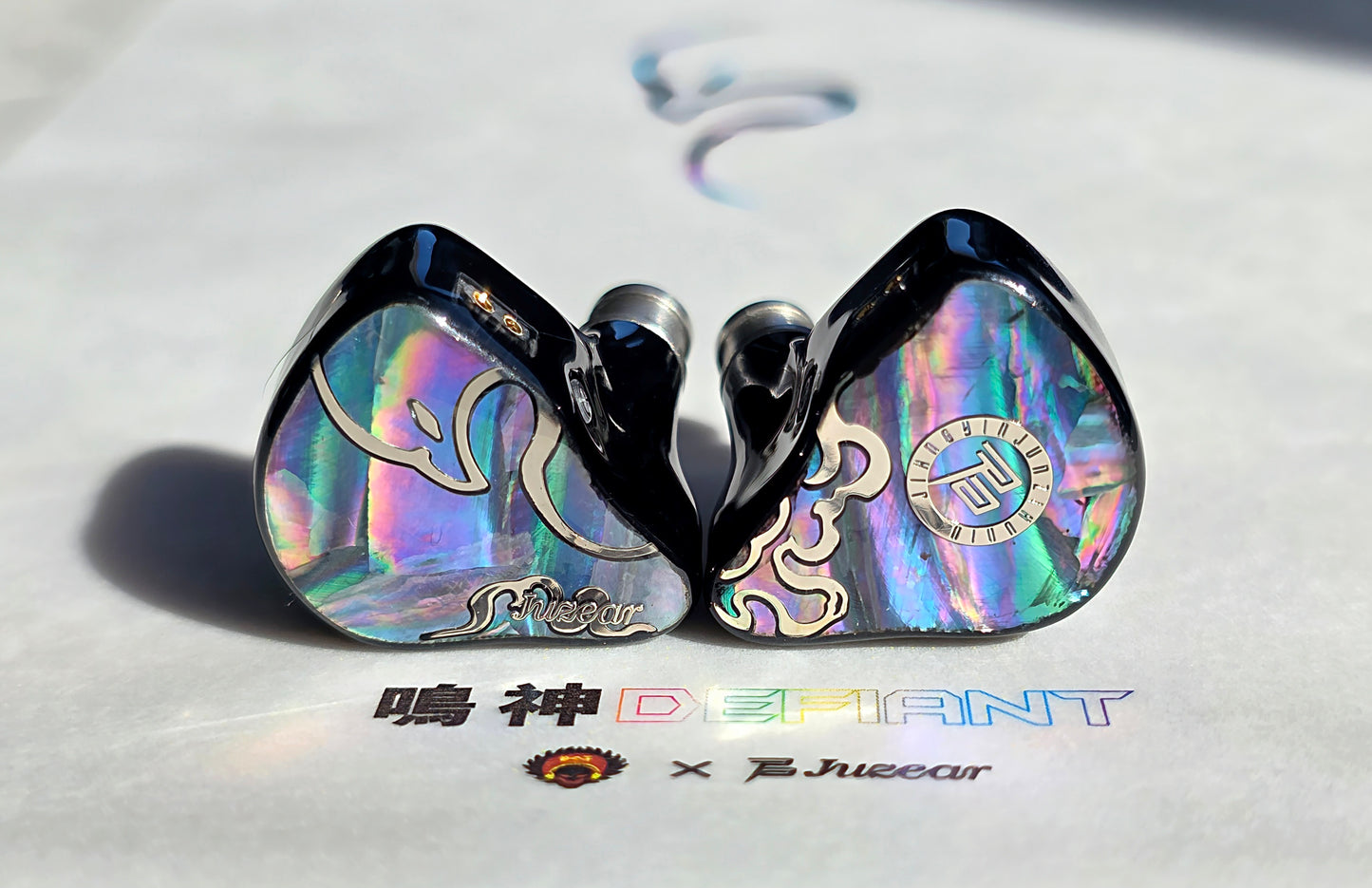 Auriculares in-ear JUZEAR Juzear x Z Reviews Defiant IEM con driver 1DD y 3BA, monitoreo de audio profesional.