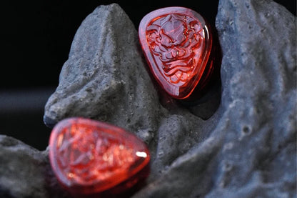 Audífonos in-ear TANGZU Wan’er S.G II Red Lion Edition con diseño en rojo y detalles en negro, para escucha de alta fidelidad.