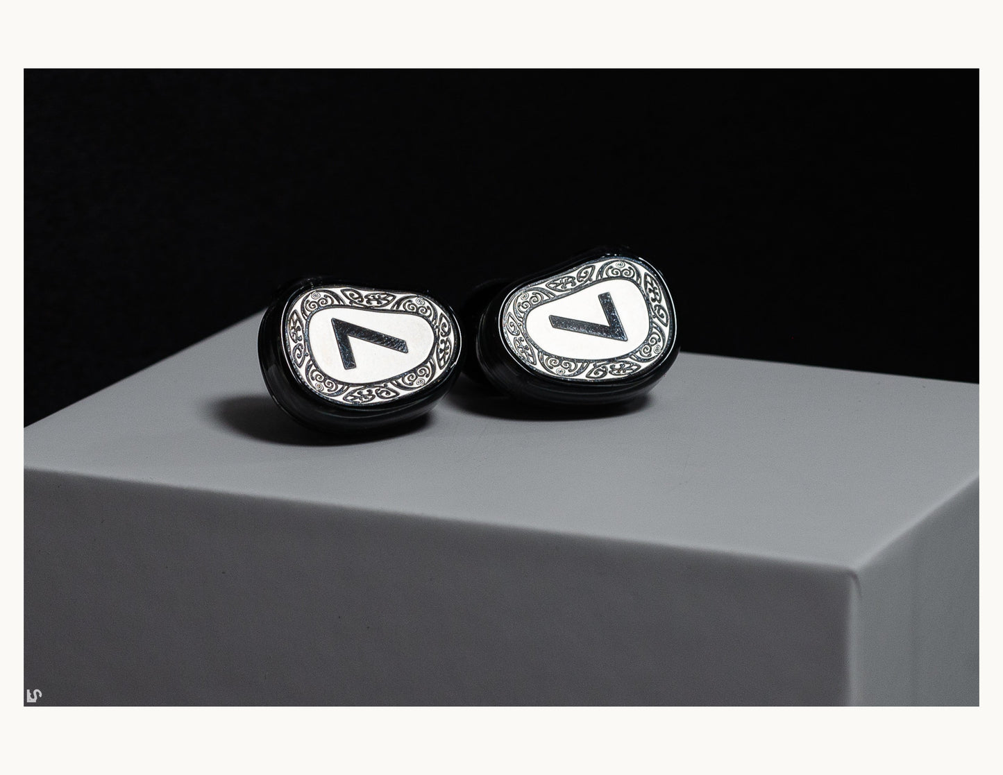 7Hz Elua Ultra Audífonos IEM - Doble driver y sonido equilibrado