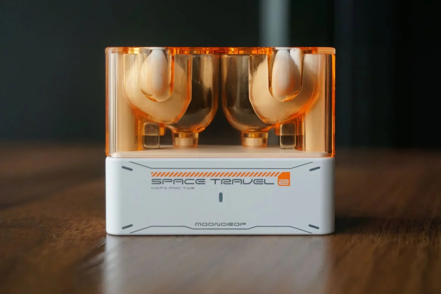 Auriculares TWS Moondrop Space Travel 2 con cancelación de ruido, diseño compacto y auriculares inalámbricos HiFi.