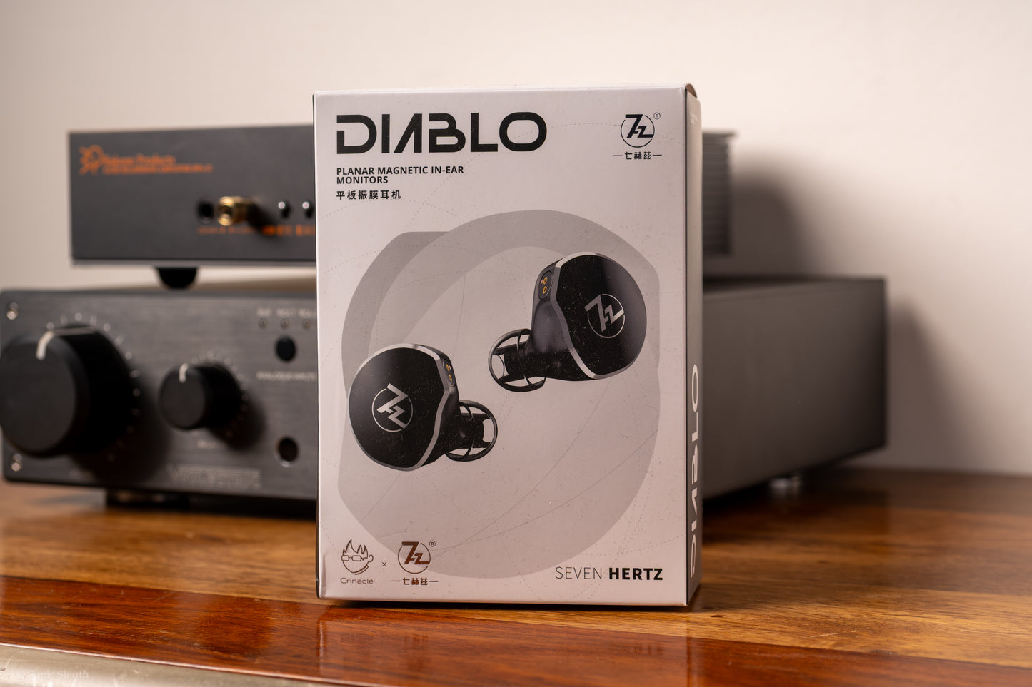 Auriculares in-ear 7Hz x Crinacle Diablo con drivers planars magnéticos de 14.5mm y refuerzo de graves.