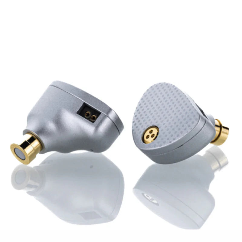 Auriculares in-ear MOONDROP Aria 2 con diafragma TiN y filtros reemplazables, diseño compacto y acabado elegante.