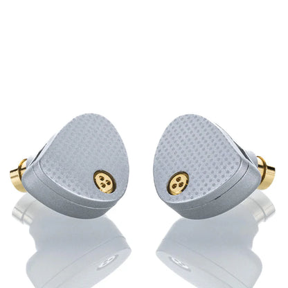 Auriculares in-ear MOONDROP Aria 2 con diafragma TiN y filtros reemplazables, diseño compacto y elegante para audio de alta calidad.