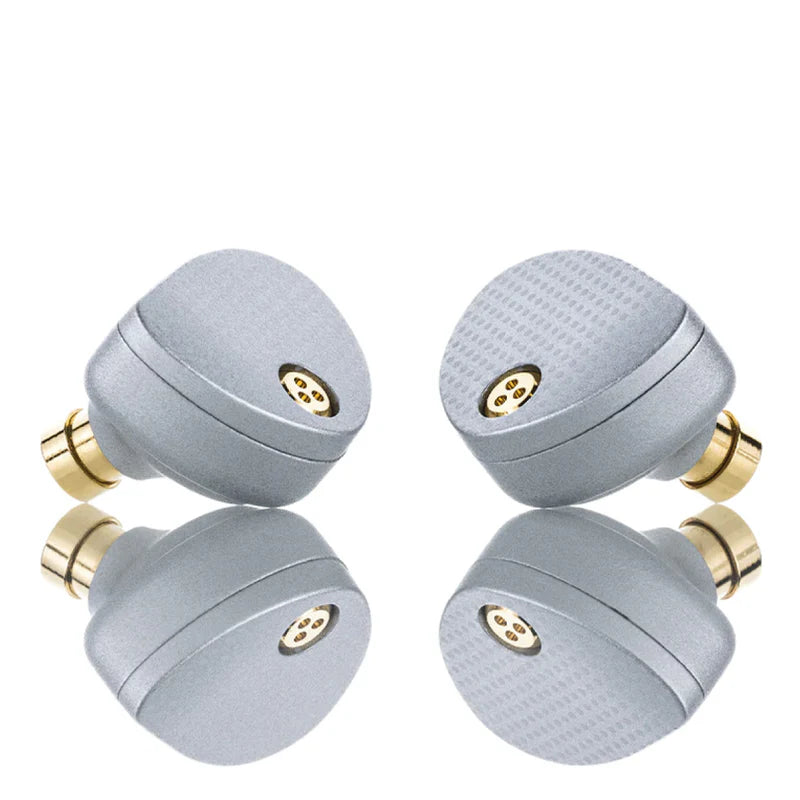 Auriculares in-ear MOONDROP Aria 2 con diafragma TiN y filtros reemplazables, diseño compacto y elegante.