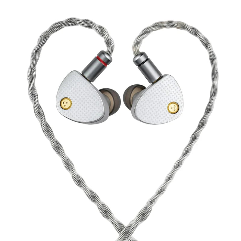 Auriculares in-ear MOONDROP Aria 2 con diafragma TiN y filtros reemplazables, diseño compacto y cables desmontables.