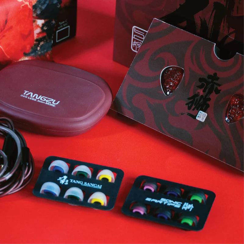 Auriculares IEM TANGZU Wan’er S.G II Red Lion Edición, versión Bass, con detalles en rojo y accesorios incluidos.