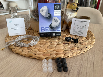 Monitor in-ear Kiwi Ears Belle con driver dinámico de 10 mm y diafragma DLC, diseño elegante y auriculares HiFi.