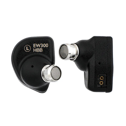 IEMs SIMGOT EW300 Edición HBB con drivers tribrid: dinámico, planar y PZT, en color negro y con cables desmontables.