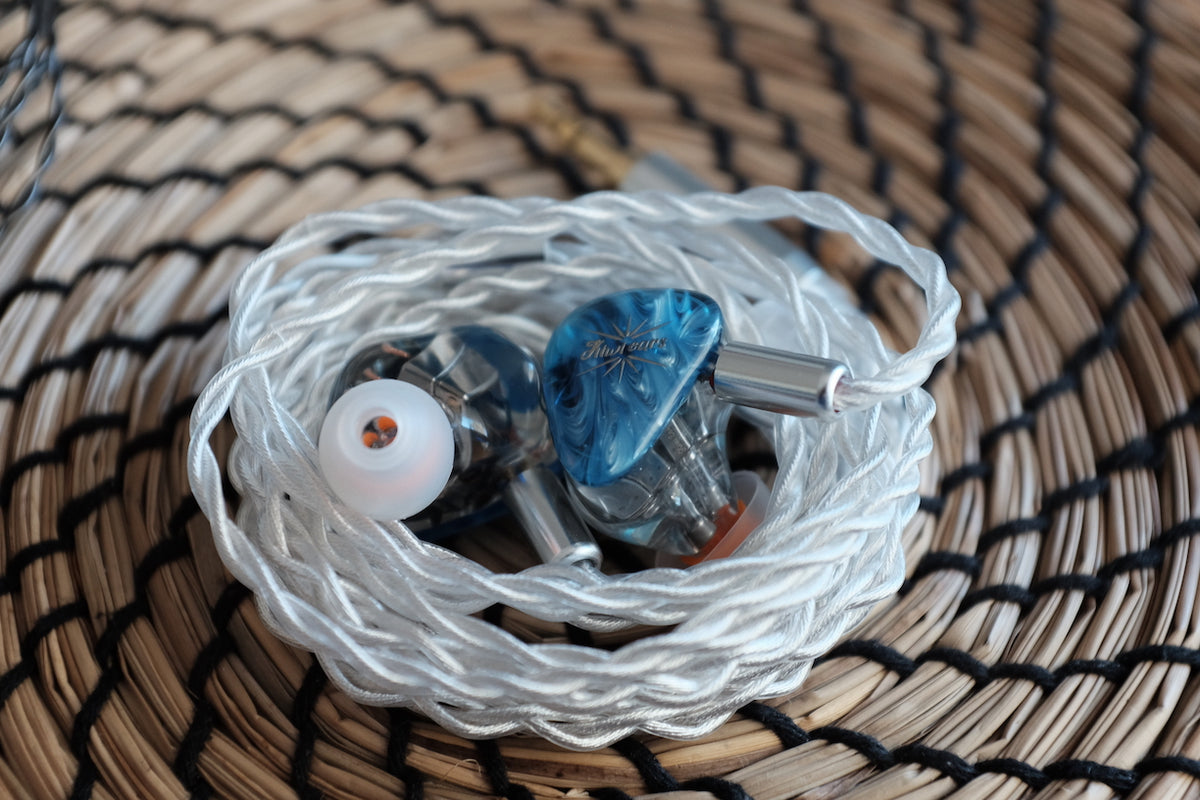 Kiwi Ears Orchestra Lite IEM 8 Armaduras Balanceadas con Cable 7N OFC