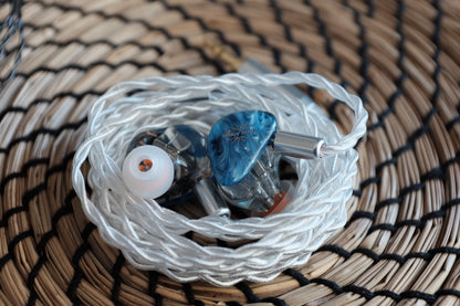 Kiwi Ears Orchestra Lite IEM 8 Armaduras Balanceadas con Cable 7N OFC