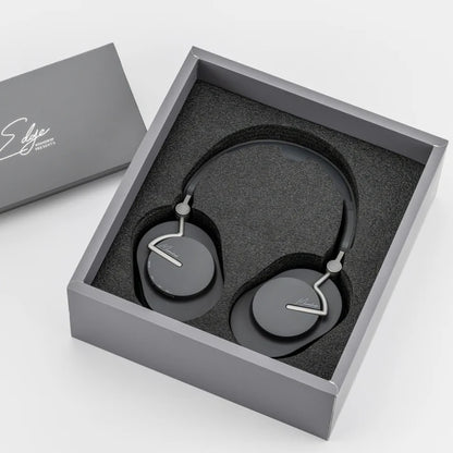 Auriculares inalámbricos MOONDROP Edge con cancelación activa de ruido y diseño portátil de alta fidelidad.