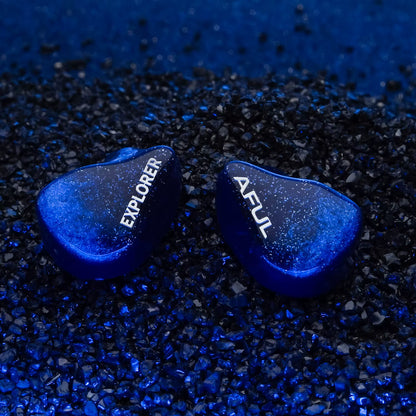 Auriculares in-ear AFUL Explorer IEM híbrido con drivers 1DD y 2BA, diseño elegante y alta resolución para audio HiFi.