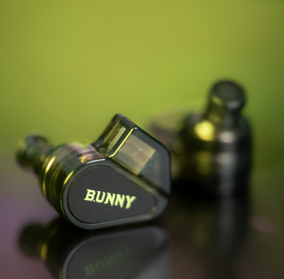 Audífono IEM Gaming TANCHJIM Bunny G – USB-C DSP, DMT5 G y Micrófono