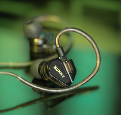 Audífono IEM Gaming TANCHJIM Bunny G – USB-C DSP, DMT5 G y Micrófono