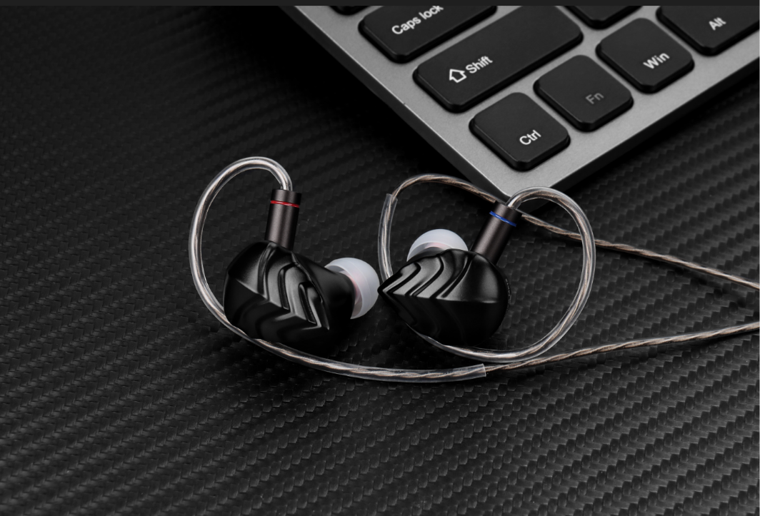 Auriculares IEM HIDIZS MK12 Turris con diafragma de 12mm y 91% de magnesio, en una imagen de pantalla.