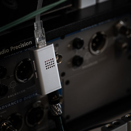 DAC/Amp Portátil MOONDROP Dawn Pro 2 USB-C 3.5mm + 4.4mm Balanceado