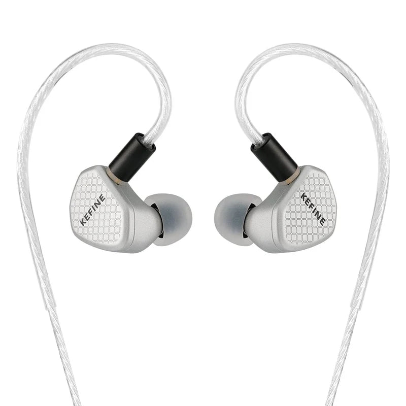 Auriculares in-ear KEFINE Klean SV con driver dinámico de 10 mm y 3 boquillas de ajuste, en color negro y diseño compacto.